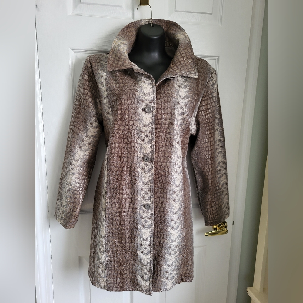Thigh length Jacket!!